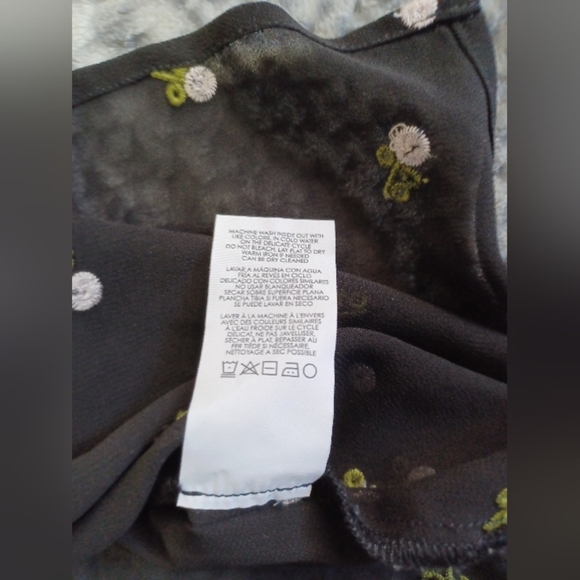 CABI Sheer Black Embroidered Floral Blouse Sz M Romantic Dark Angel Fairy Date - Picture 12 of 13